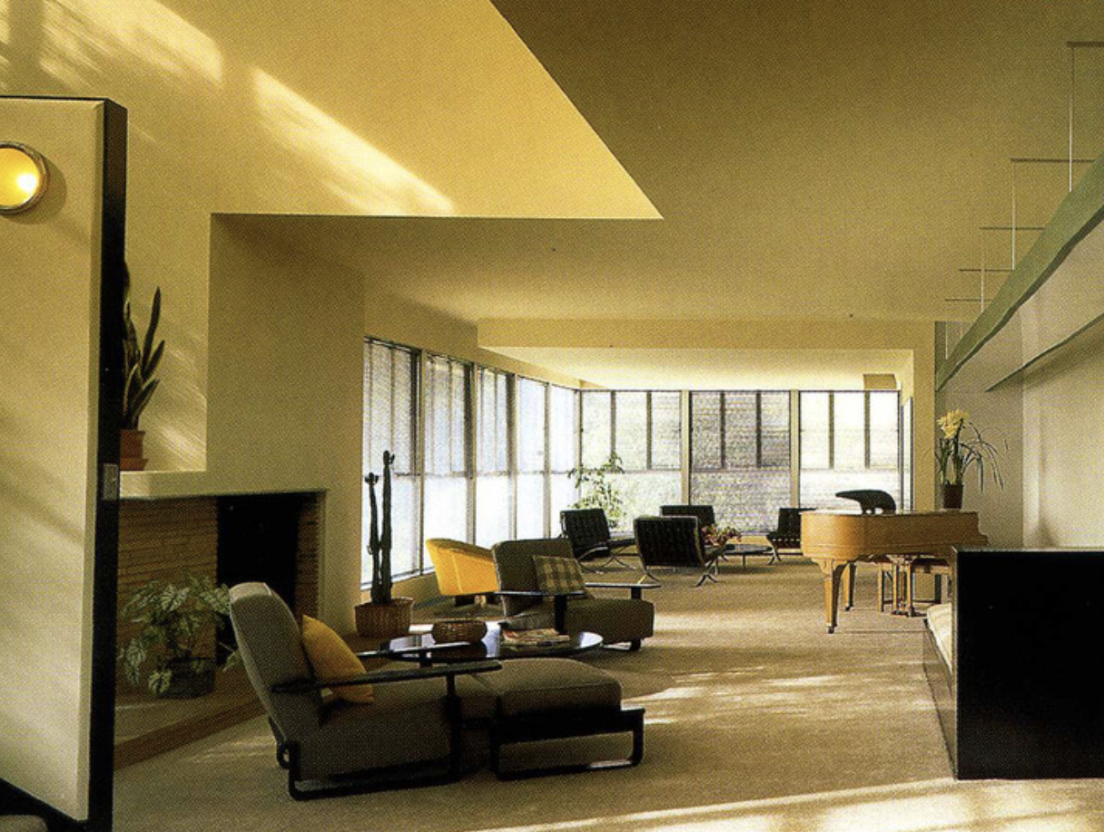The Enduring Allure of Modernist Interior Design: Functionality and ...